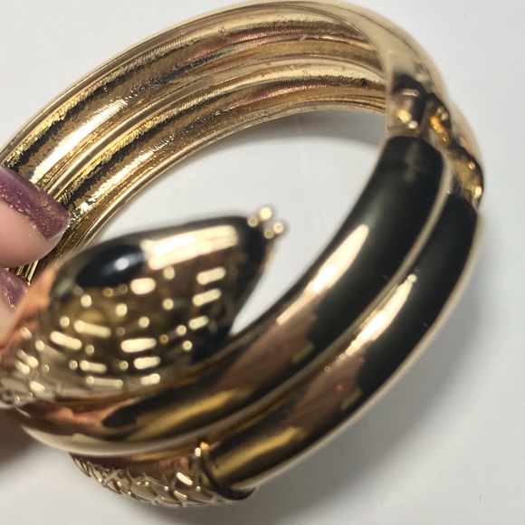 Sofia Vergara snake bracelet - Picture 3 of 5